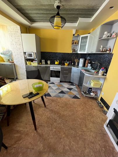 2-к. квартира, 57 м², 5/10 эт.