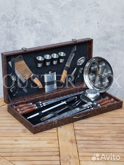 Подарочный набор для шашлыка с шампурами 