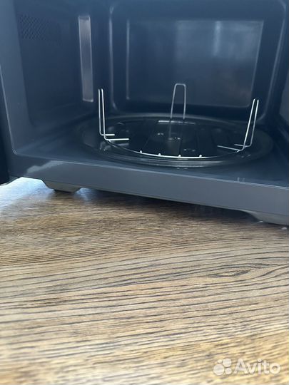 Микроволновая печь Bosch Serie 2 FEL053MS2 черный