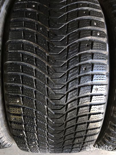 Michelin X-Ice North 3 245/45 R19 и 275/40 R19