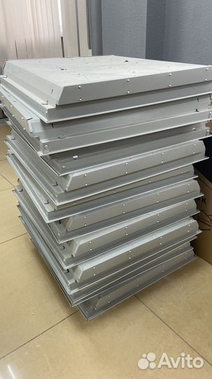 Светильник потолочный встраиваемый 