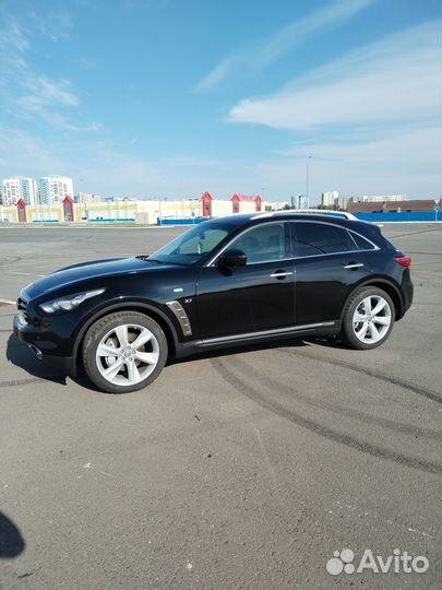 Infiniti QX70 3.7 AT, 2013, 223 454 км