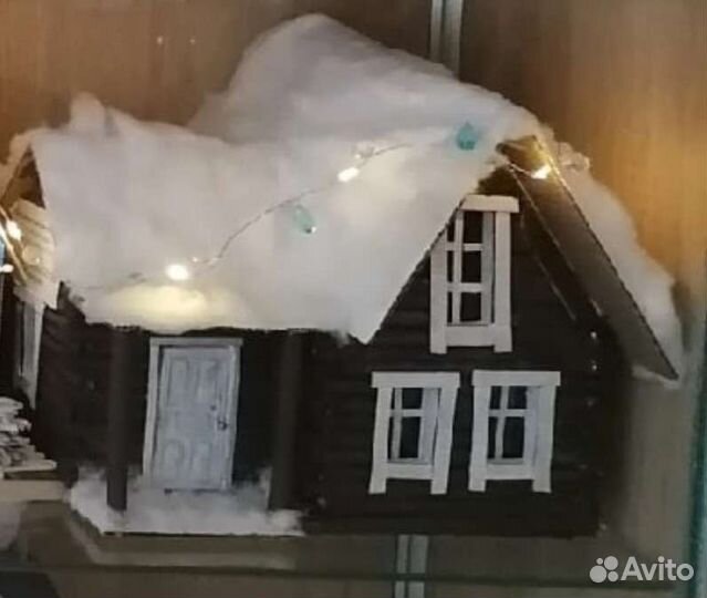 Поделка в виде домика/терема в детский сад/школу