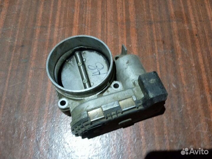 Дроссельная заслонка Ауди А8 Д2 4.2