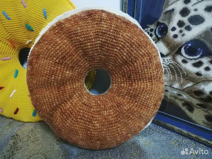 Пончик с шишечками