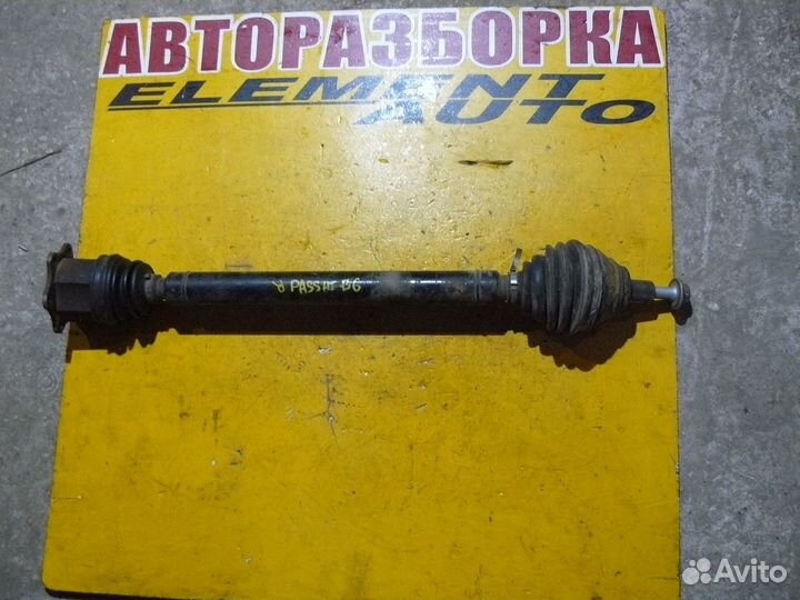 Приводной вал правый Volkswagen Passat B6 2006