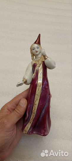 Статуэтка Полонное зкх СССР фарфоровая