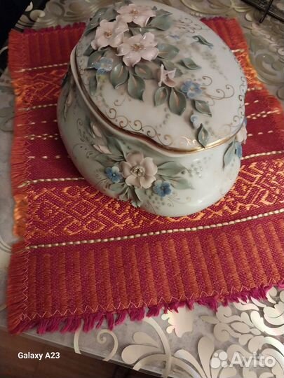 Антикварная шкатулка времен СССР. ручной работы