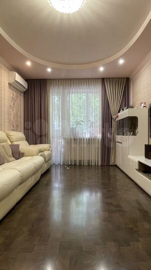 2-к. квартира, 49 м², 2/9 эт.