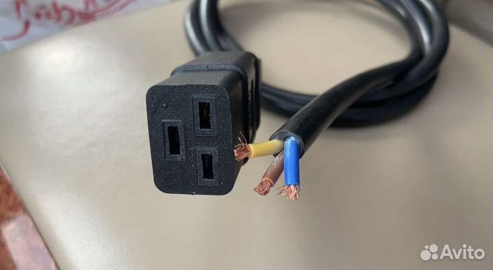 Кабель С19 3*2,5 длина 1,5 м