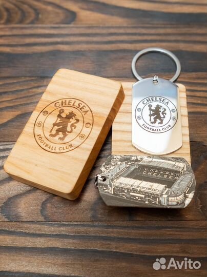 Набор футбольный Челси, брелок + коробка