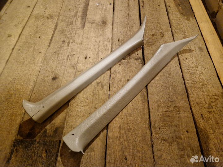 Накладки стоек лобового стекла Audi 80