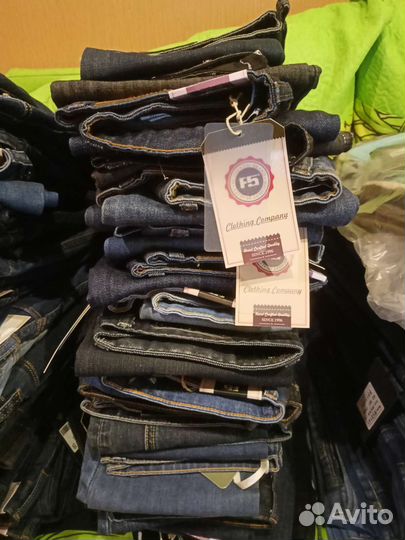 Мужские и женские джинсы, товарный остаток