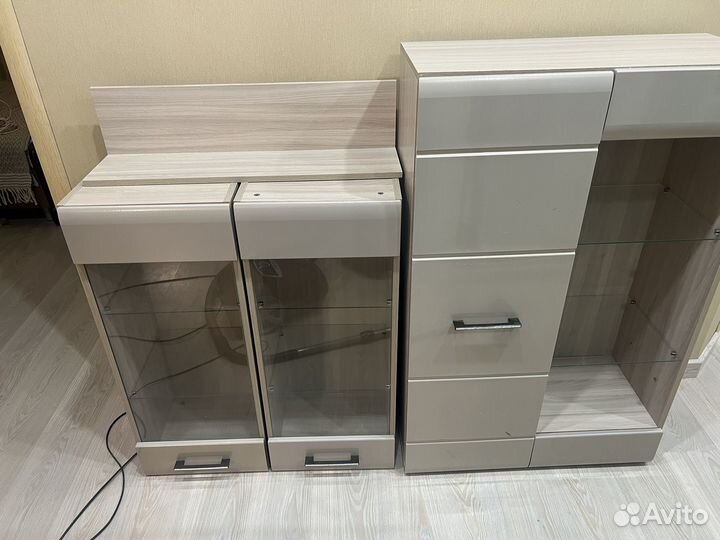 Стенка гостинная нелси 3