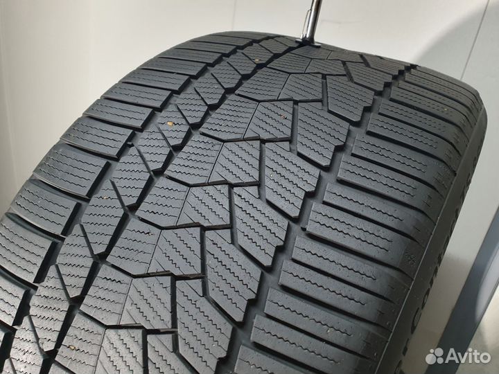 Continental ContiWinterContact TS 860S 305/35 R21 и 275/40 R21