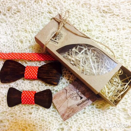 Галстук-бабочка из дерева