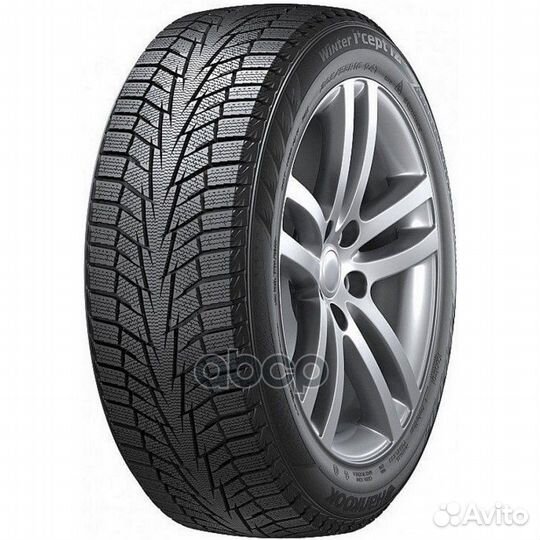 Hankook Winter I'Cept iZ 2 W616 205/70 R15
