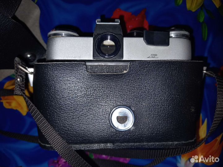 Пленочный фотоаппарат зенит е