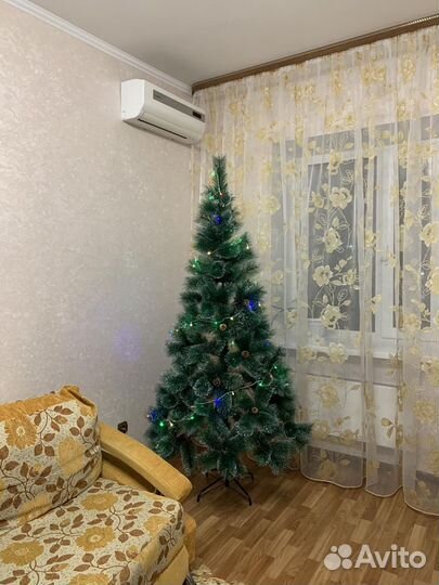 Елка искусственная 210