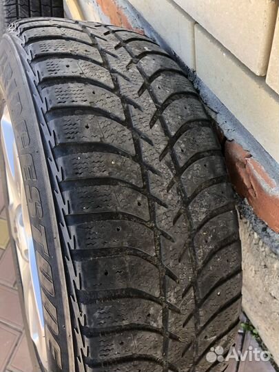 Колеса с зимней резиной r 17на Фольксваген Туарег