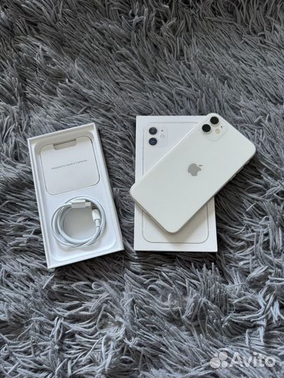 iPhone 11, 64 ГБ