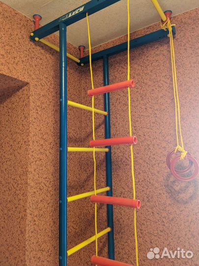 Шведская стенка