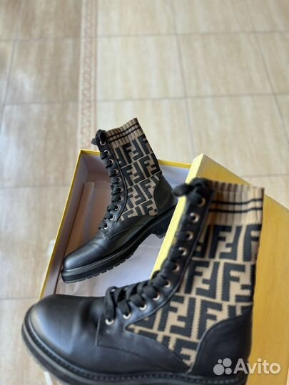 Ботинки fendi