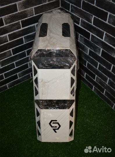 Игровой корпус Cyber Punk формата Full Tower