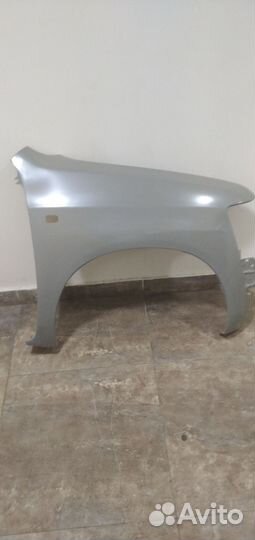 Крыло переднее правое toyota probox