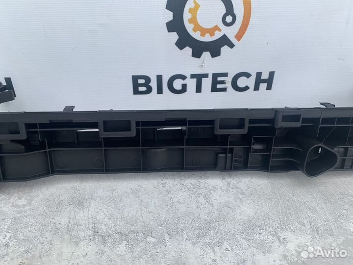 Рамка радиатора Mercedes X253 A0995044218