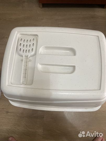 Закрытый лоток для кошек большой