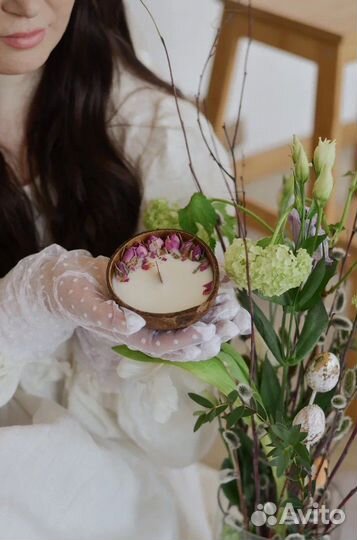 Свеча в кокосе