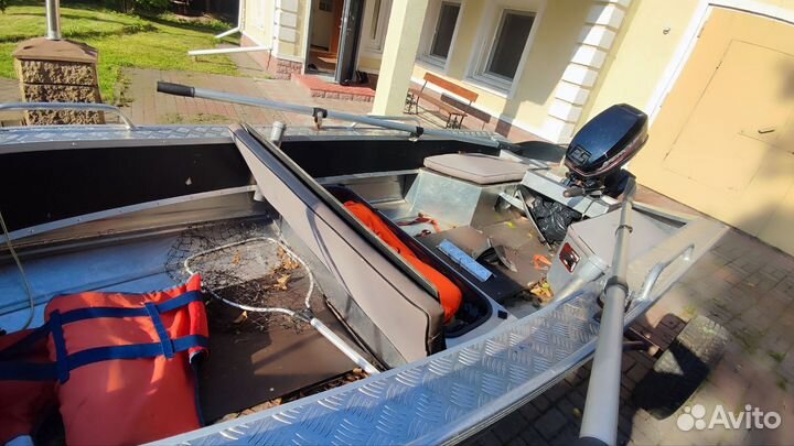 Вельбот 37 м прицепом продам