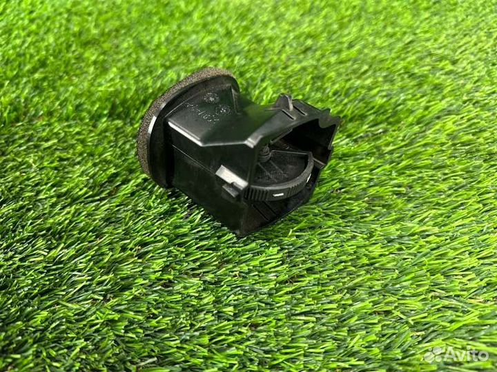 Дефлектор воздушный Bmw 7 E66 N62B48 2005