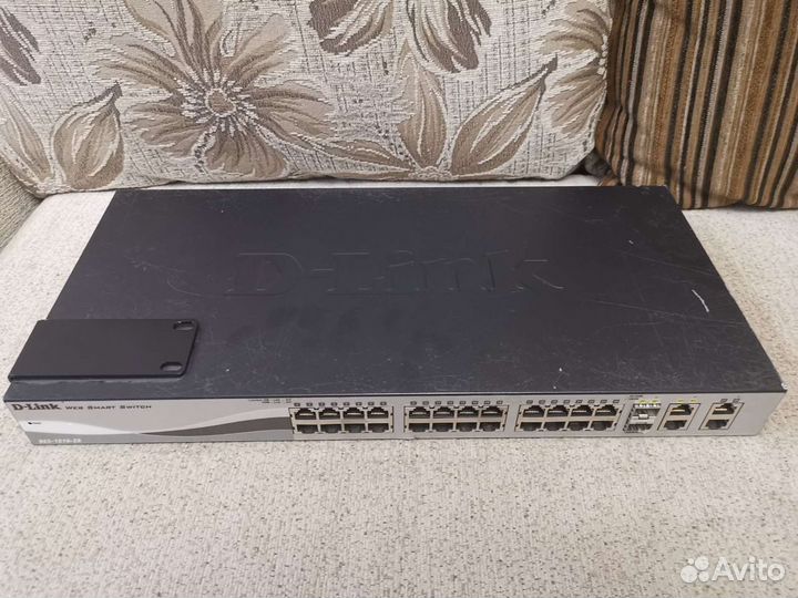 Коммутатор D-Link DES-1210-28