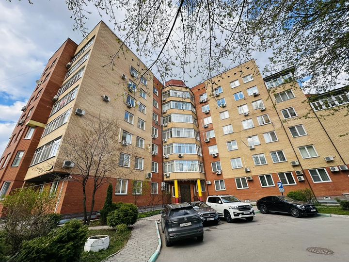 3-к. квартира, 150 м², 4/7 эт.