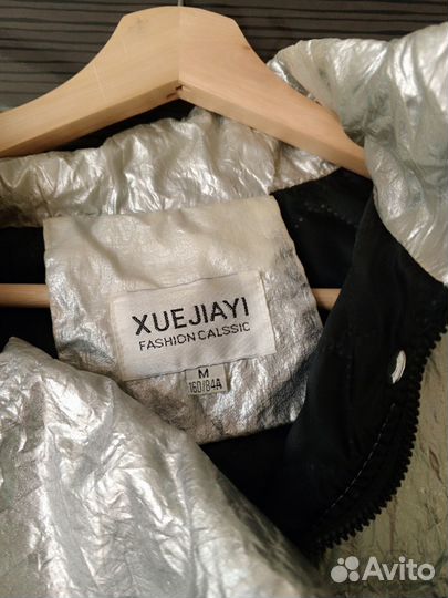 Ветровка Xue Jiayi М