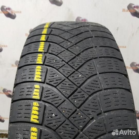 Pirelli Ice Zero FR 205/55 R16
