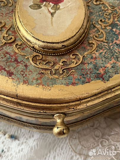 Винтажная шкатулка