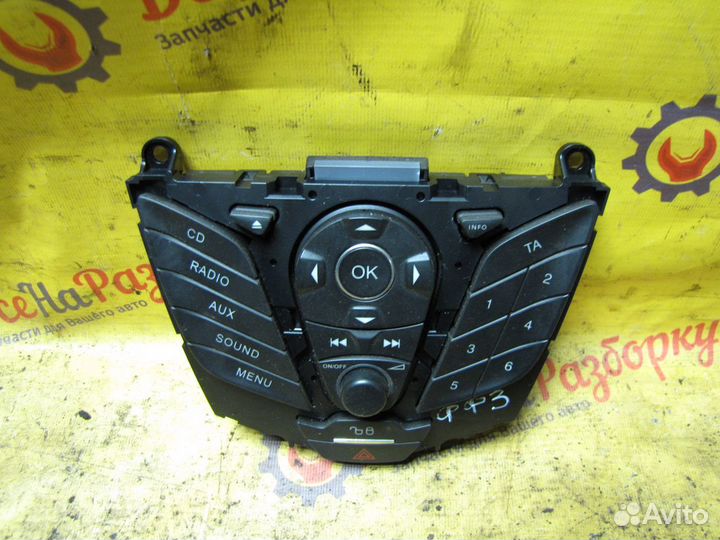 Панель управления магнитолой Ford Focus 3