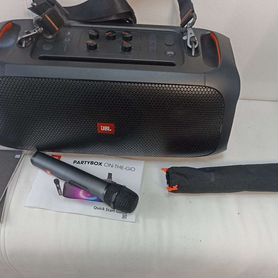 Jbl partybox on the go с микрофоном