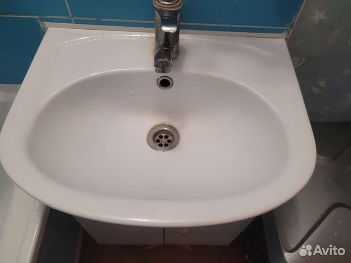 Раковина с тумбой бу