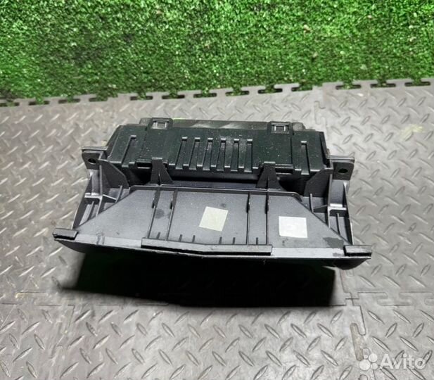 Дисплей Opel Astra 2006