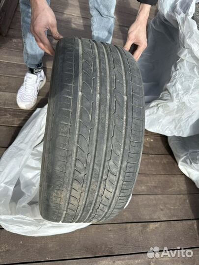 Yokohama 104ZR 235/35 R19 91