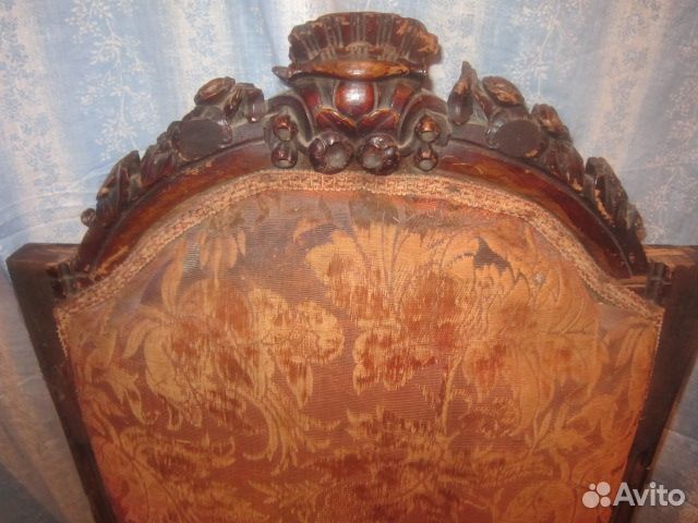 Старинный стул