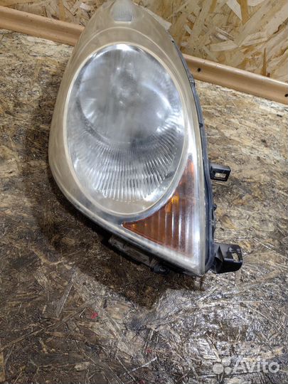 Фара Правая Ниссан ноте ноут note E11