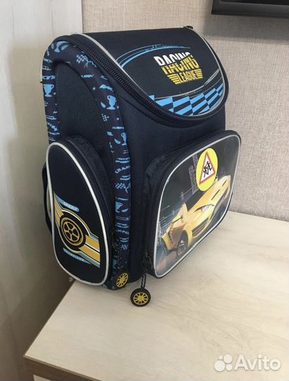 Школьный рюкзак grizzly