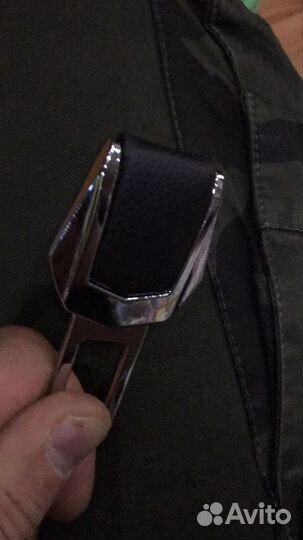 Замок в ремень безопасности