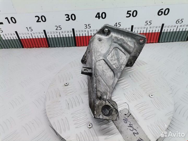 Кронштейн двигателя BMW 3 E46 2002 22116754185