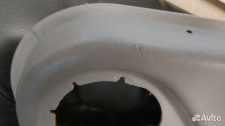 Обшивка двери передняя правая Toyota Land Cruiser